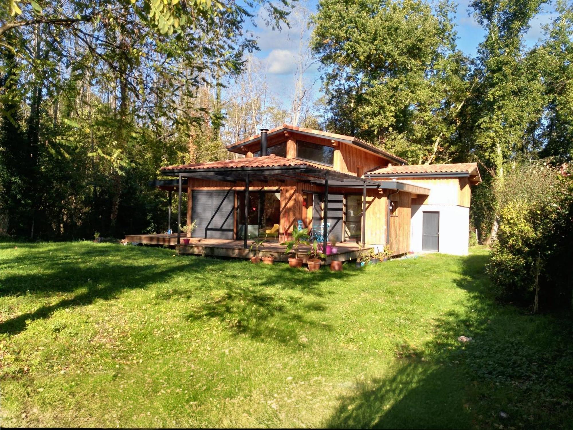 Maison Spacieuse A Saint Selve Avec Jardin Et Barbecue 125 M² エクステリア 写真