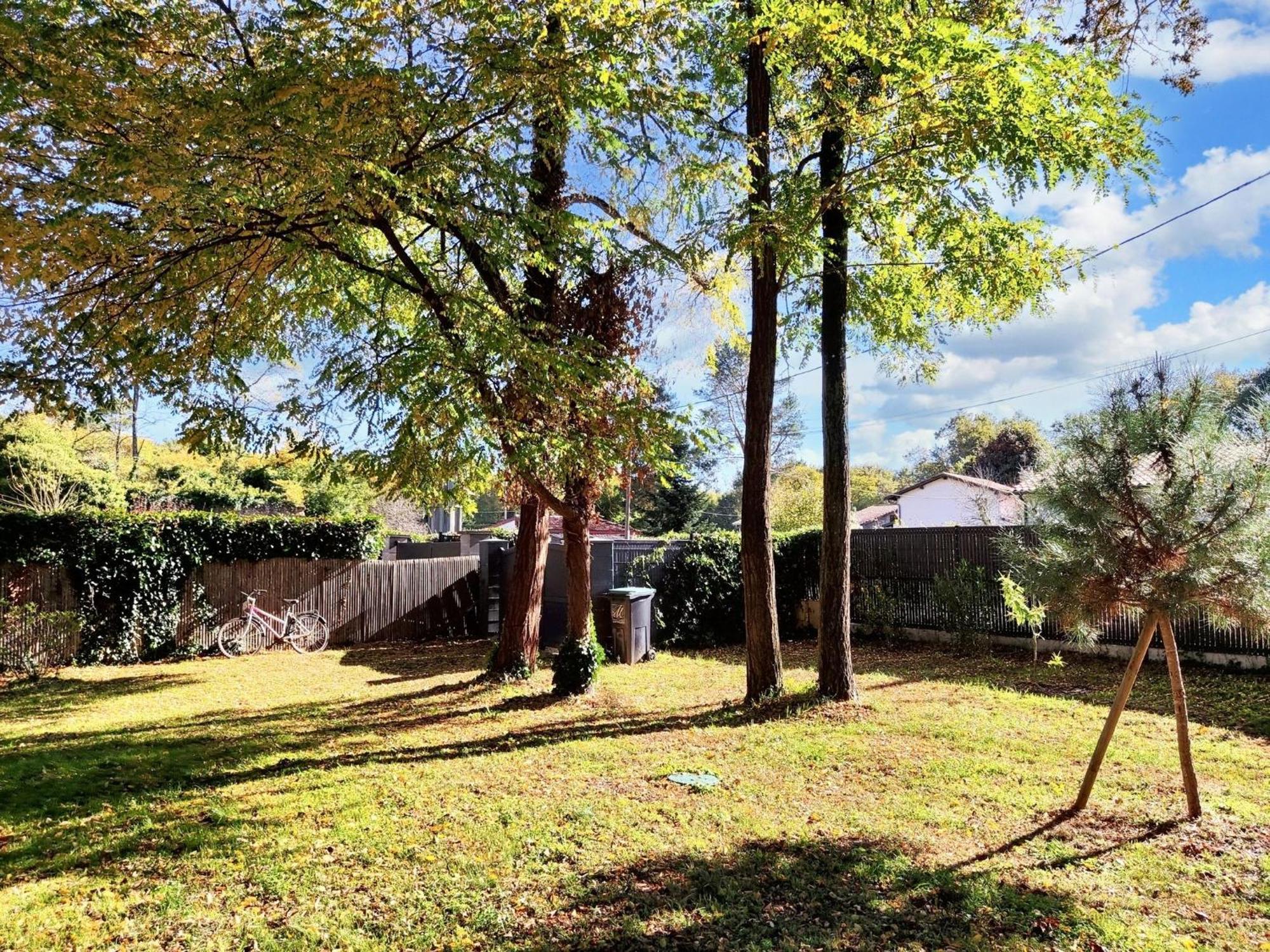 Maison Spacieuse A Saint Selve Avec Jardin Et Barbecue 125 M² エクステリア 写真