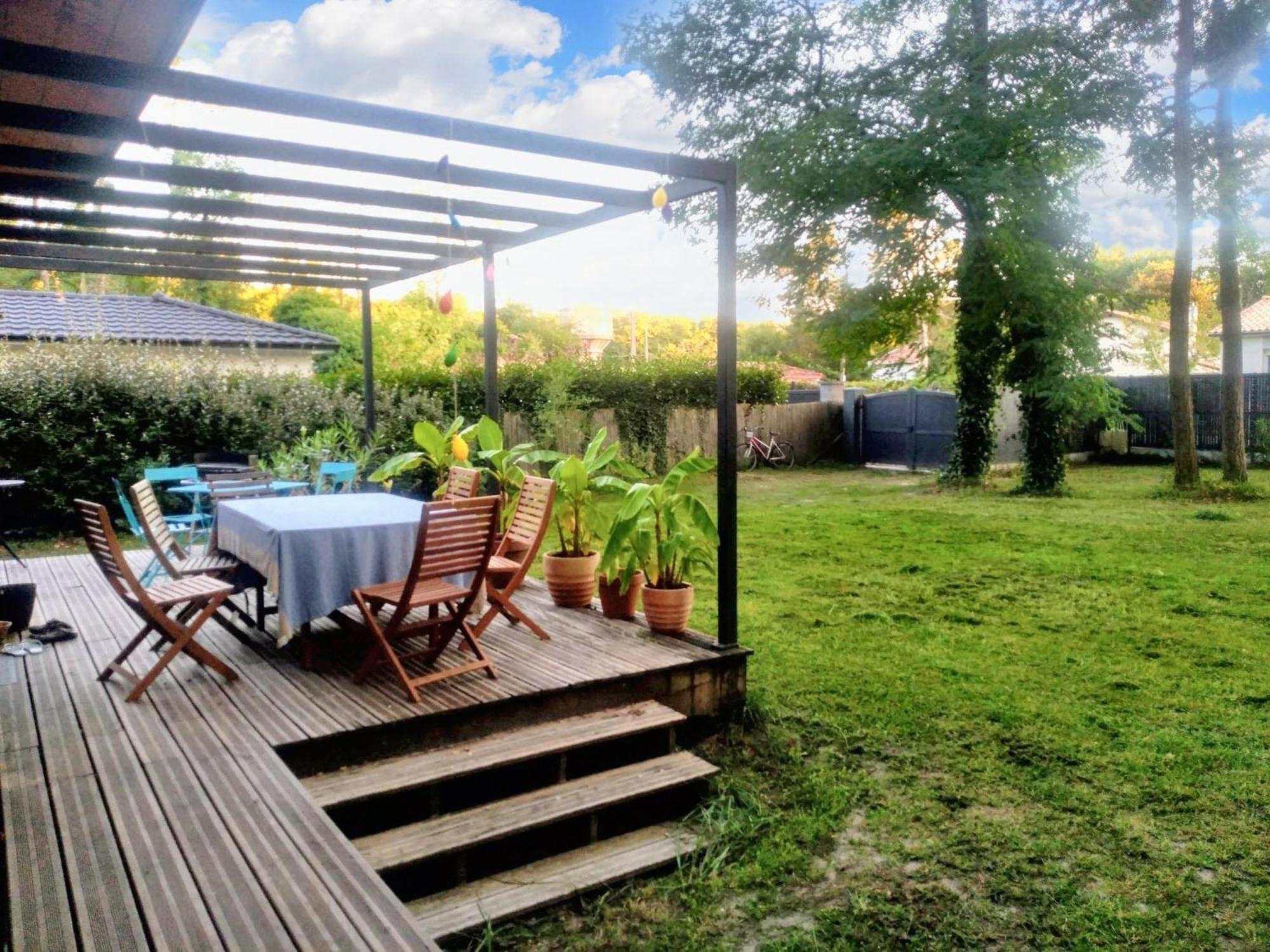 Maison Spacieuse A Saint Selve Avec Jardin Et Barbecue 125 M² エクステリア 写真