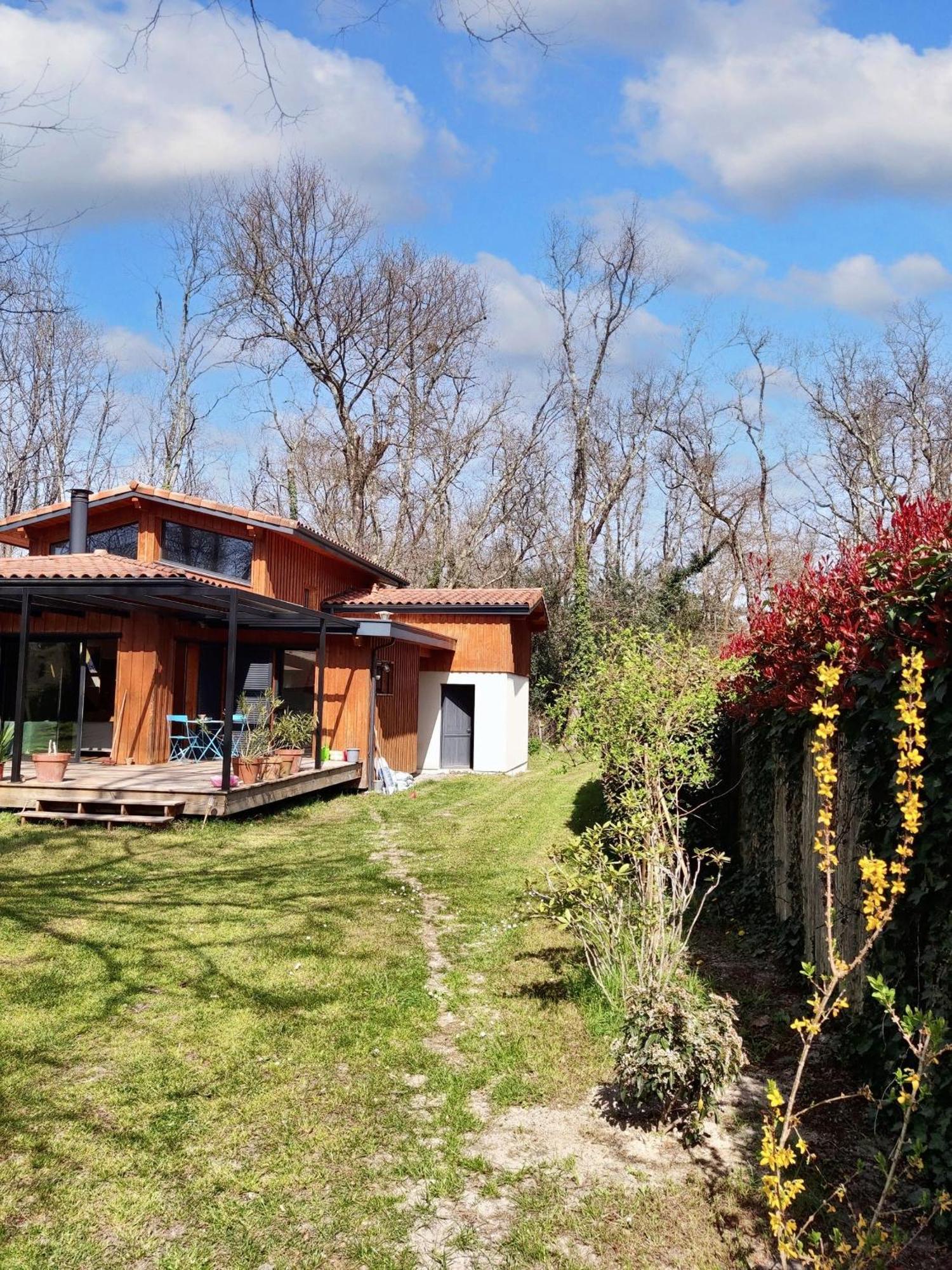 Maison Spacieuse A Saint Selve Avec Jardin Et Barbecue 125 M² エクステリア 写真